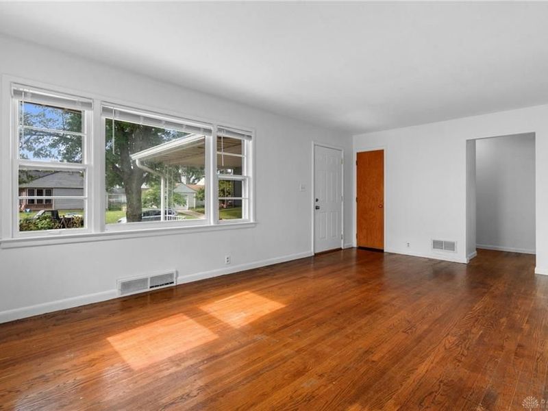 537 Lewis Drive, Fairborn, OH 45324 Photo 9