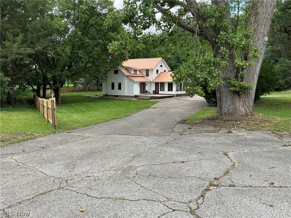 4552 E Lincoln Way , Wooster, OH 44691