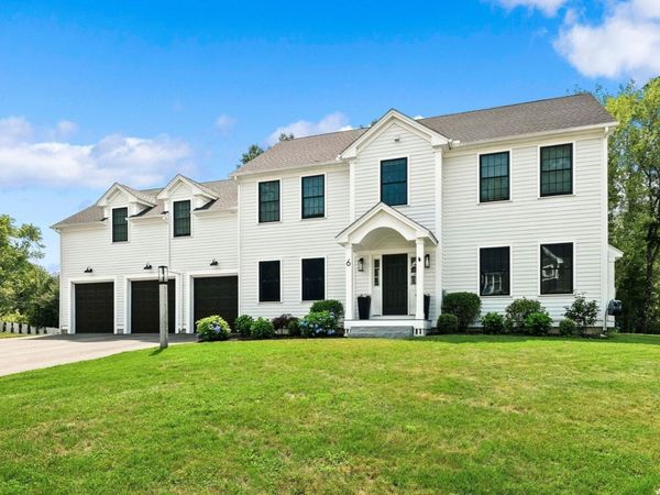6 Genevieve Ln, Acton, MA 01720