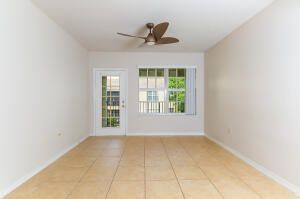 140 SW Peacock Boulevard, Unit 21-205, Port Saint Lucie, FL 34986 Photo