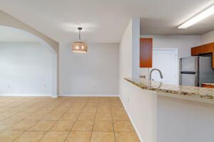 140 SW Peacock Boulevard, Unit 21-205, Port Saint Lucie, FL 34986 Photo