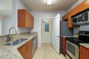 140 SW Peacock Boulevard, Unit 21-205, Port Saint Lucie, FL 34986 Photo