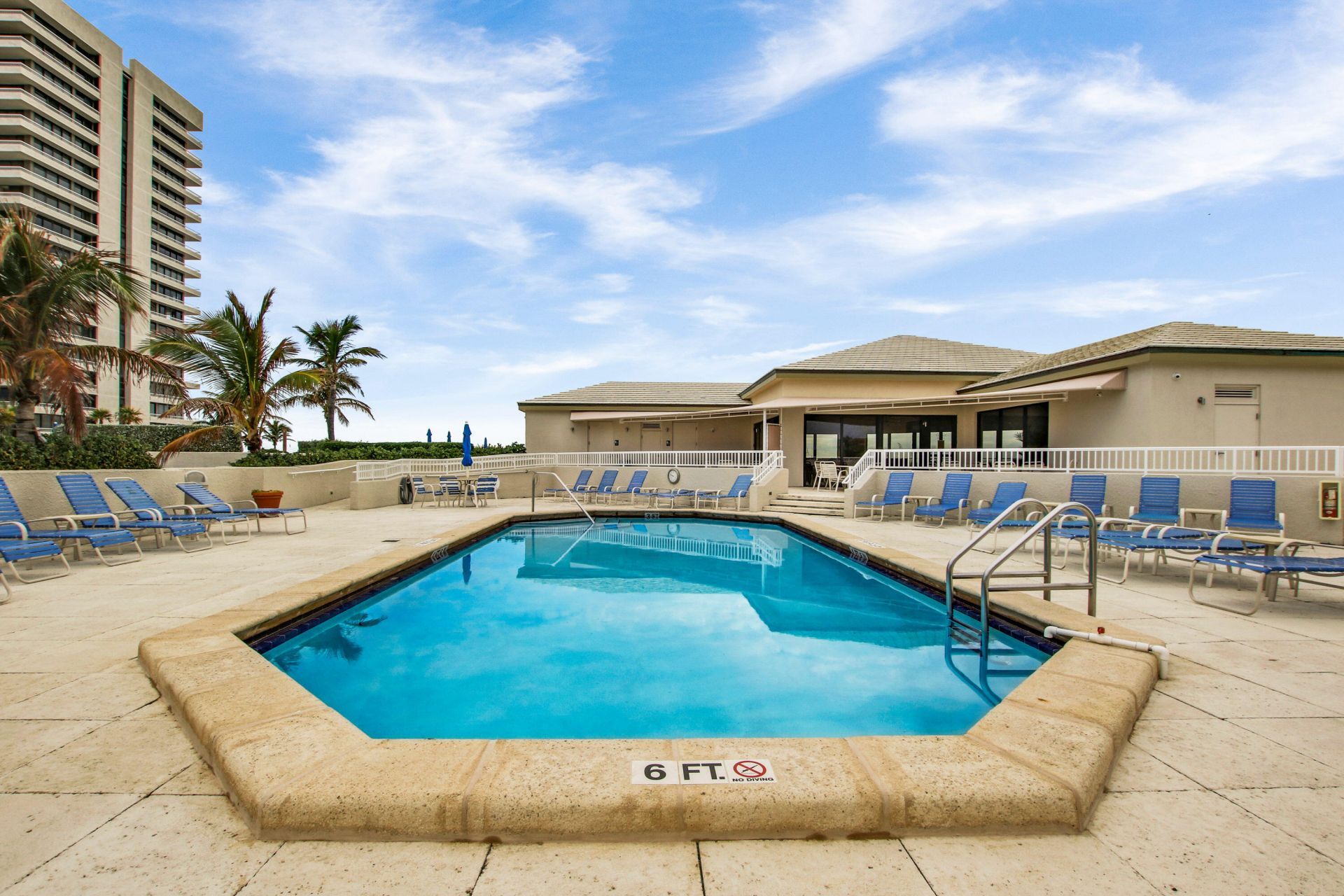 5540 N Ocean Drive, Unit 1c, Singer Island, FL 33404 Photo