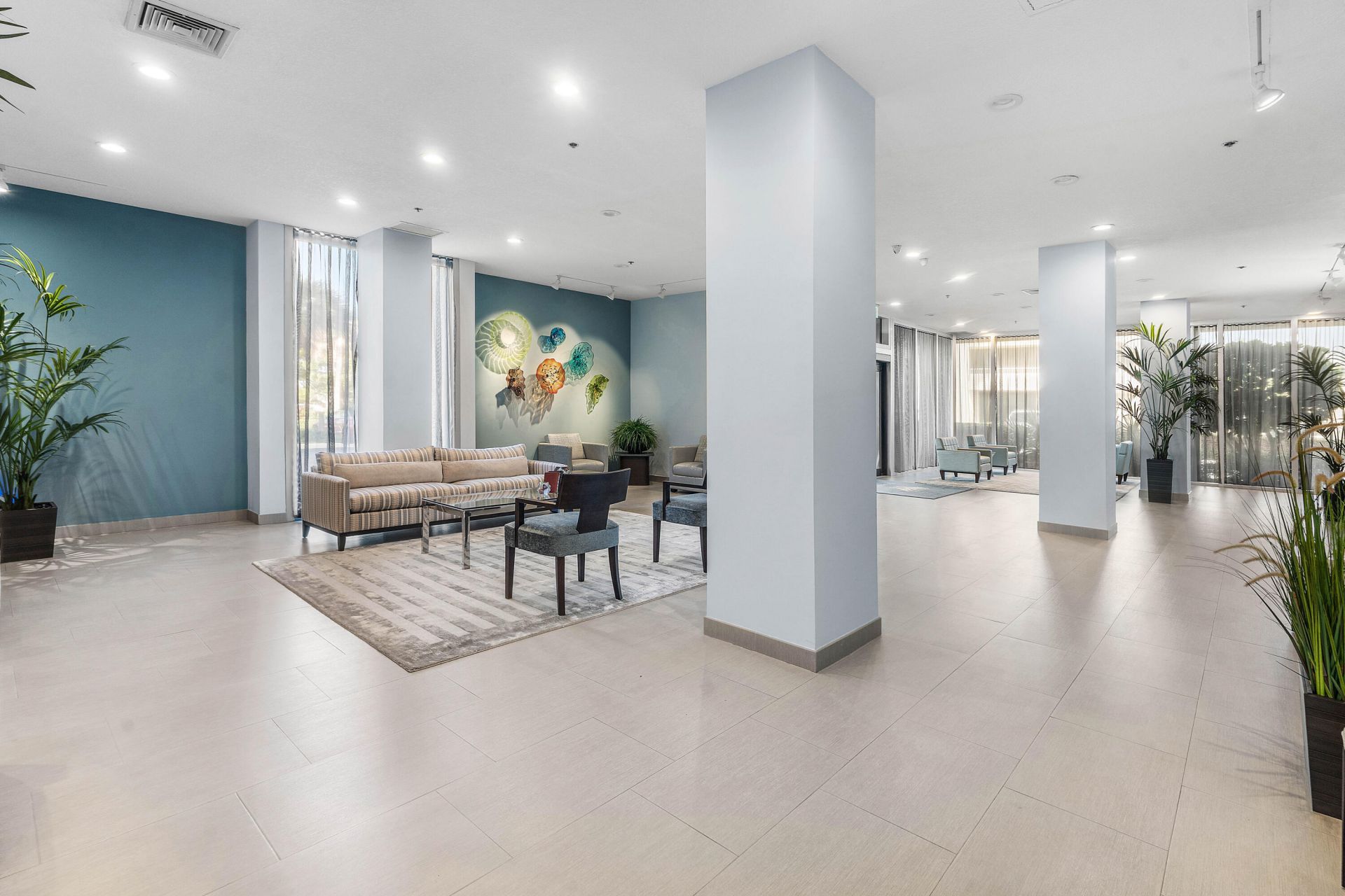 5540 N Ocean Drive, Unit 1c, Singer Island, FL 33404 Photo