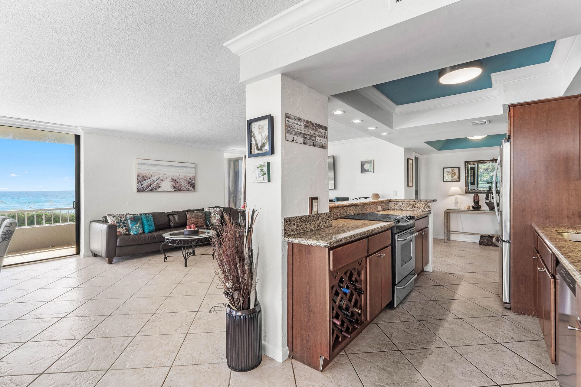 5540 N Ocean Drive, Unit 1c, Singer Island, FL 33404 Photo