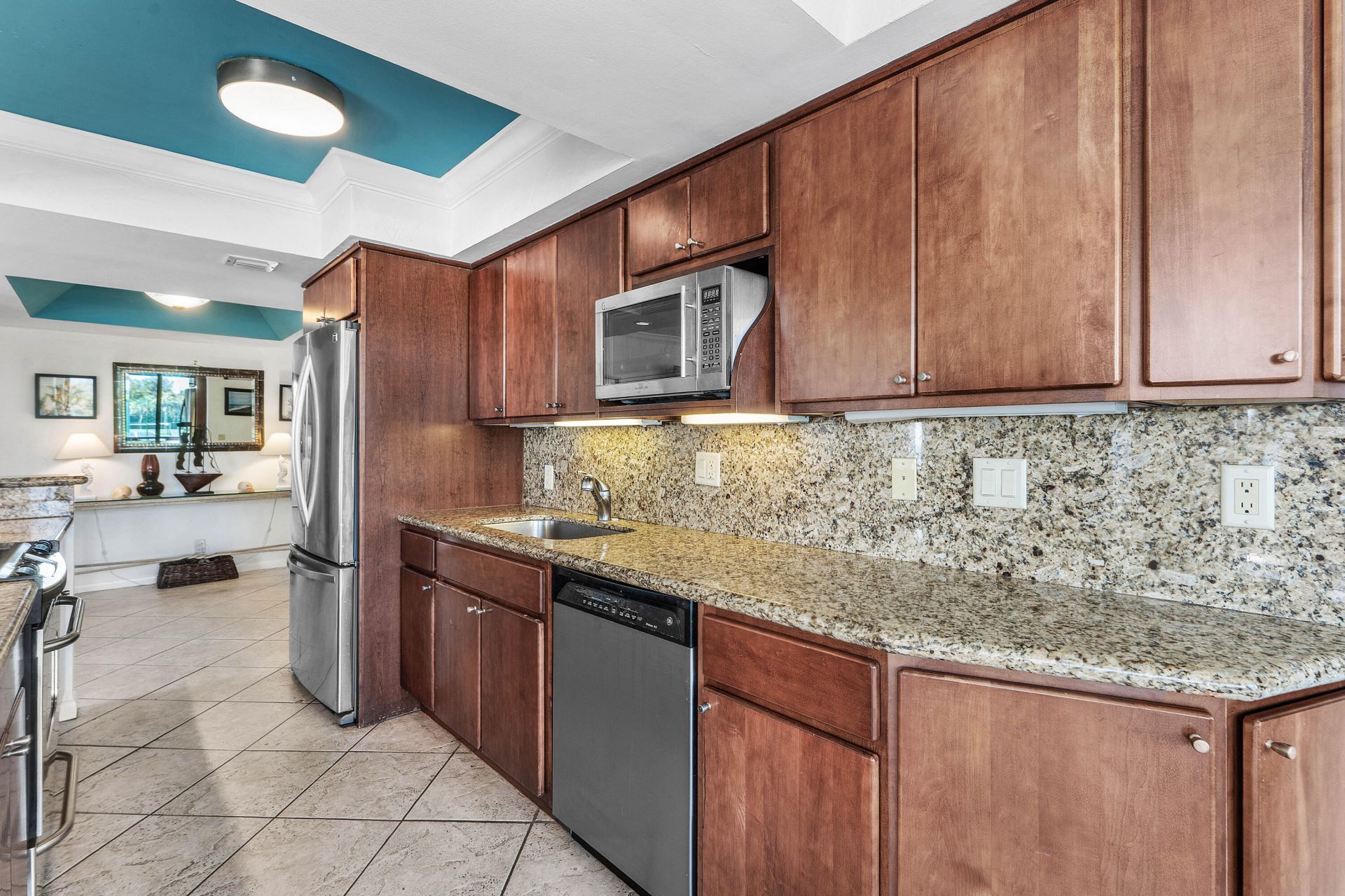 5540 N Ocean Drive, Unit 1c, Singer Island, FL 33404 Photo