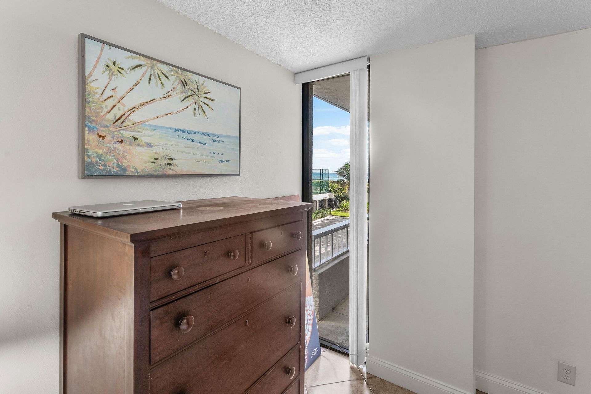 5540 N Ocean Drive, Unit 1c, Singer Island, FL 33404 Photo