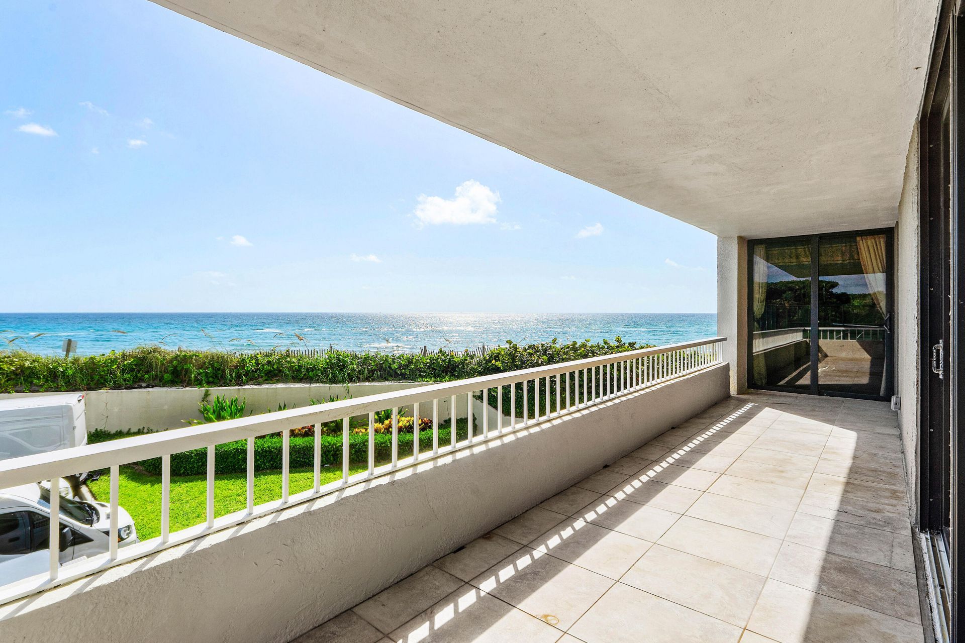 5540 N Ocean Drive, Unit 1c, Singer Island, FL 33404 Photo