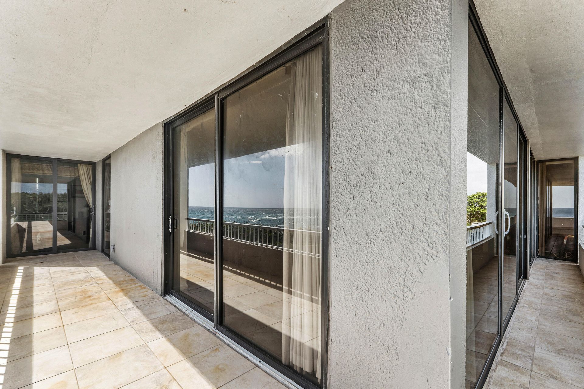 5540 N Ocean Drive, Unit 1c, Singer Island, FL 33404 Photo