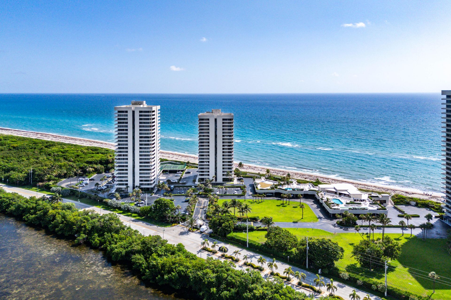 5540 N Ocean Drive, Unit 1c, Singer Island, FL 33404 Photo
