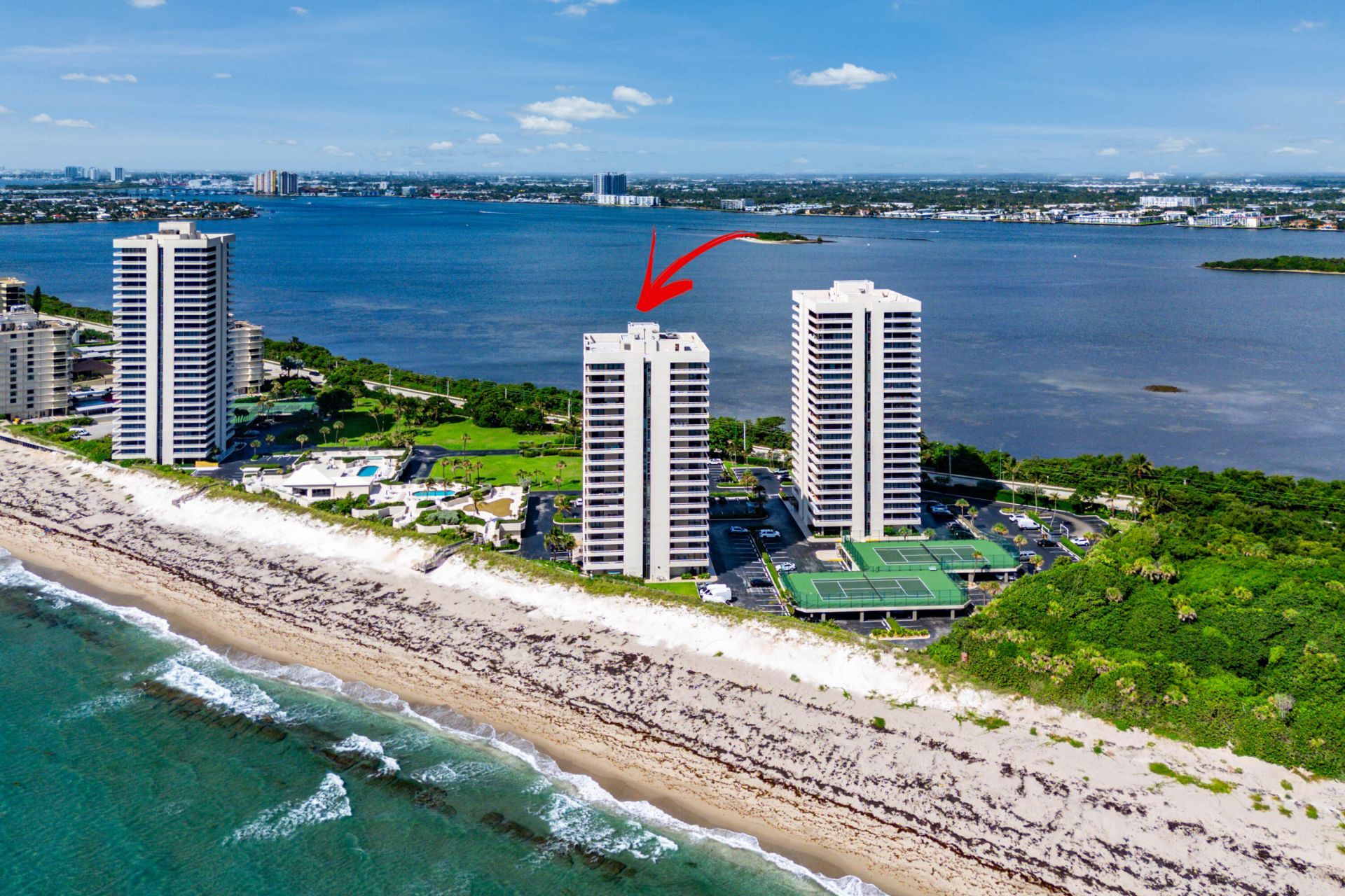 5540 N Ocean Drive, Unit 1c, Singer Island, FL 33404 Photo