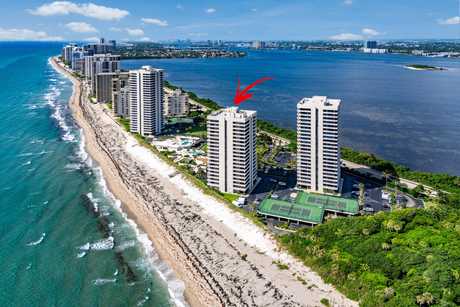 5540 N Ocean Drive, Unit 1c, Singer Island, FL 33404 Photo