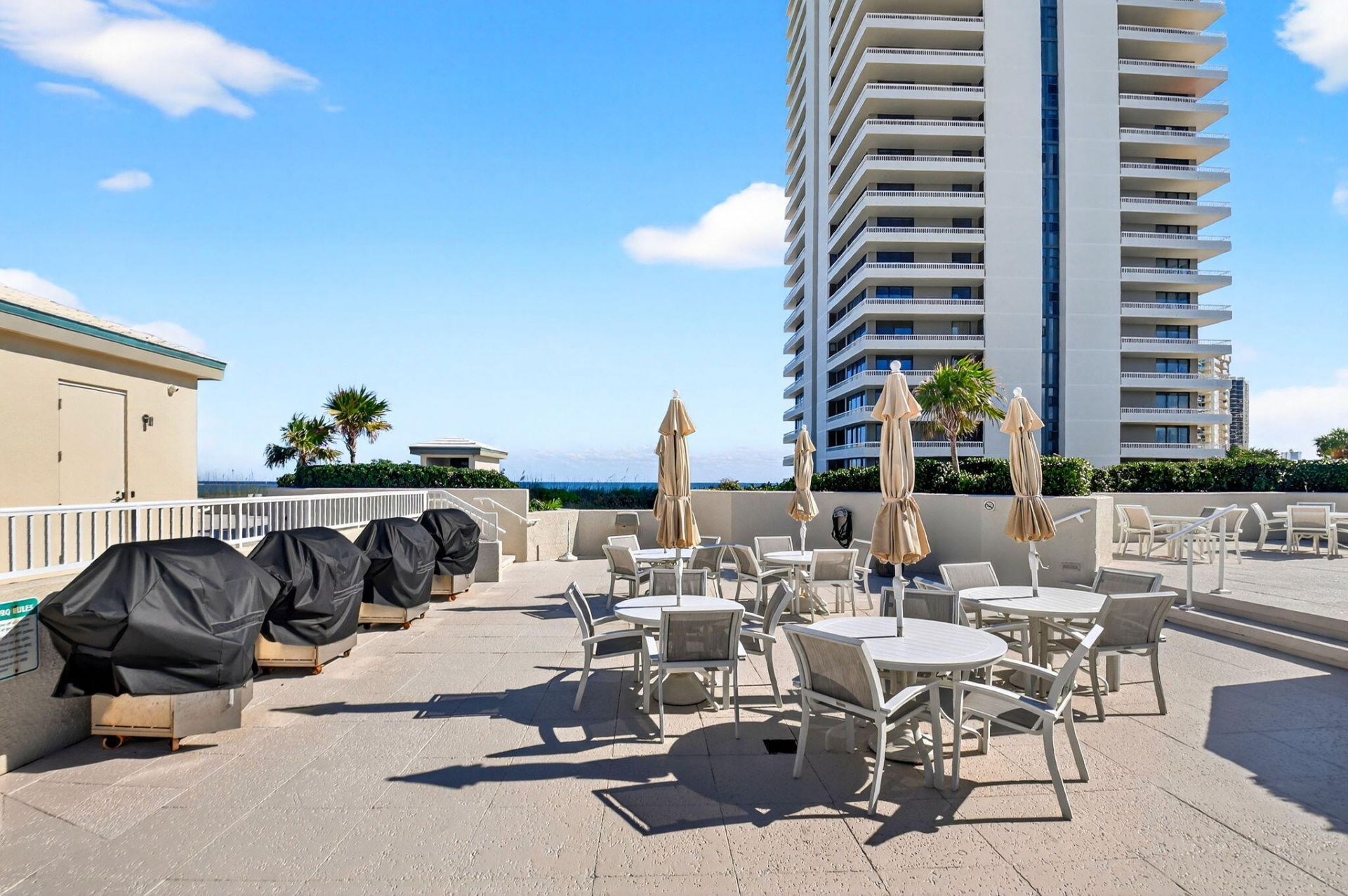 5540 N Ocean Drive, Unit 1c, Singer Island, FL 33404 Photo