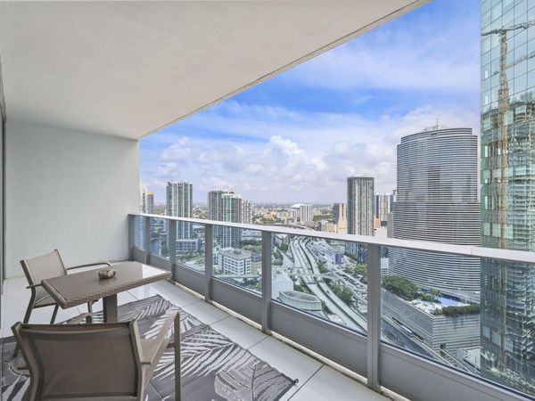 200 Biscayne Blvd Way, Unit 3909, Miami, FL 33131