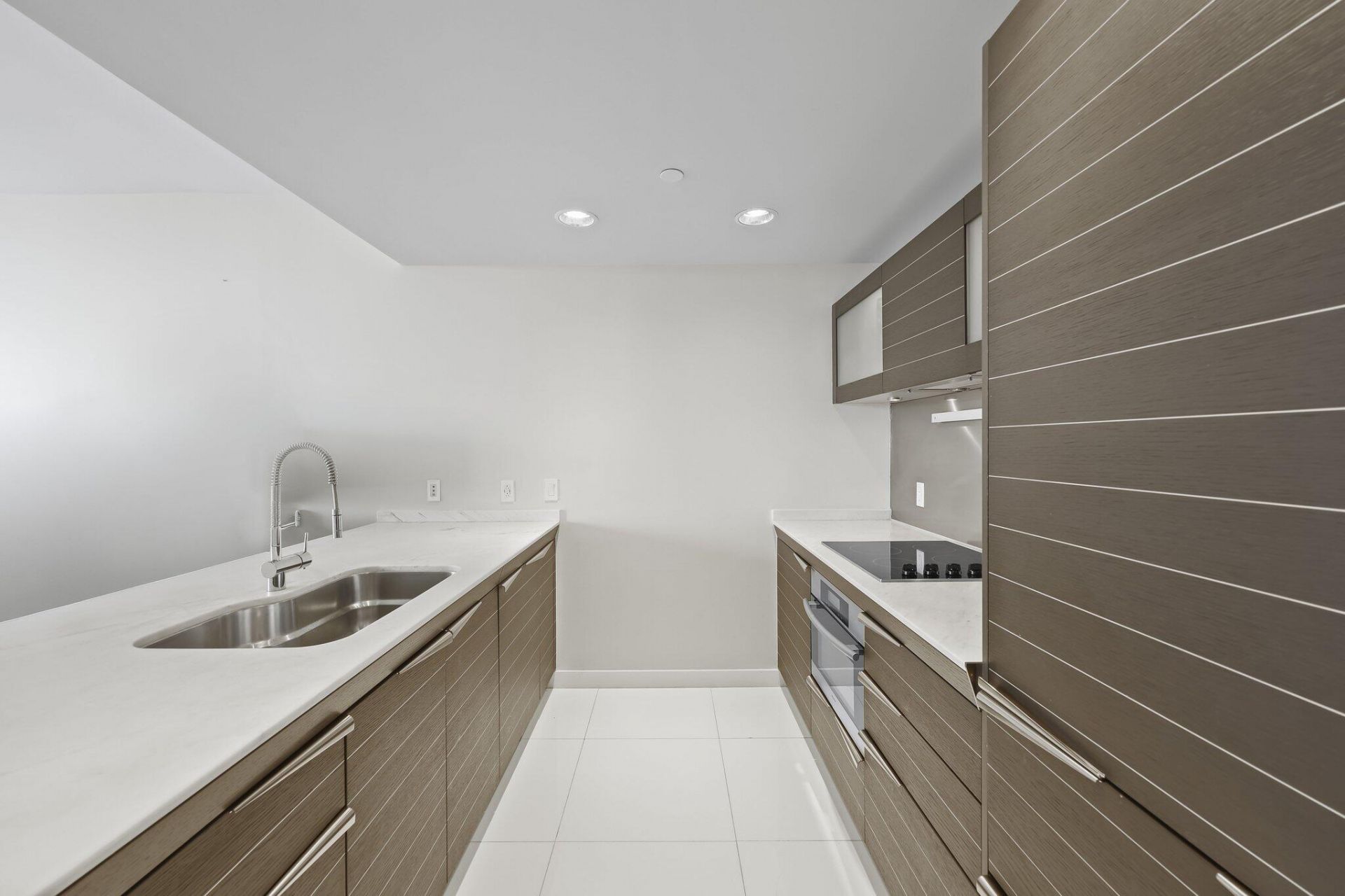 200 Biscayne Blvd Way, Unit 3909, Miami, FL 33131 Photo