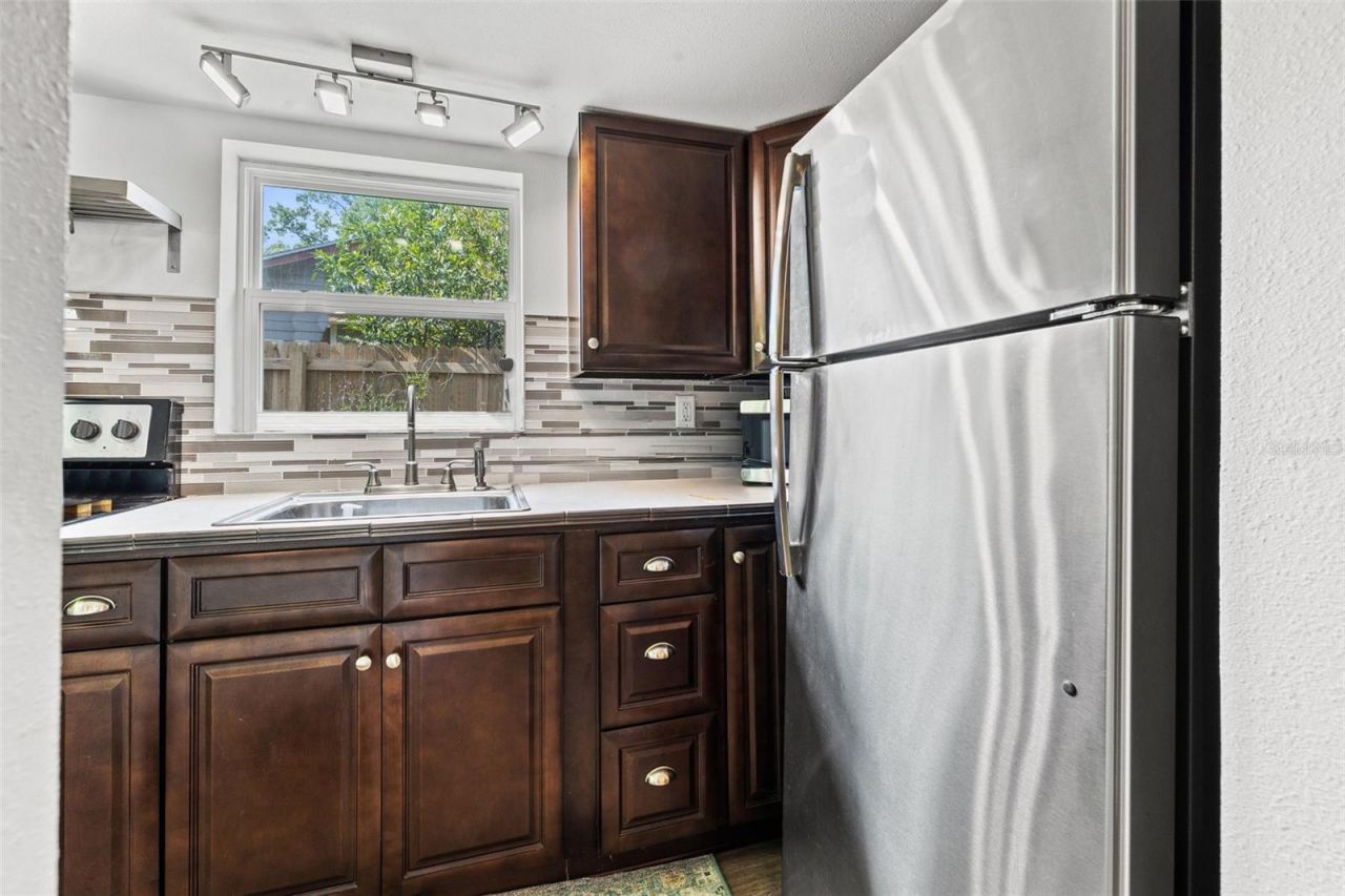 2501 1/2 Oakdale Street S, Unit 2, Saint Petersburg, FL 33705 Photo