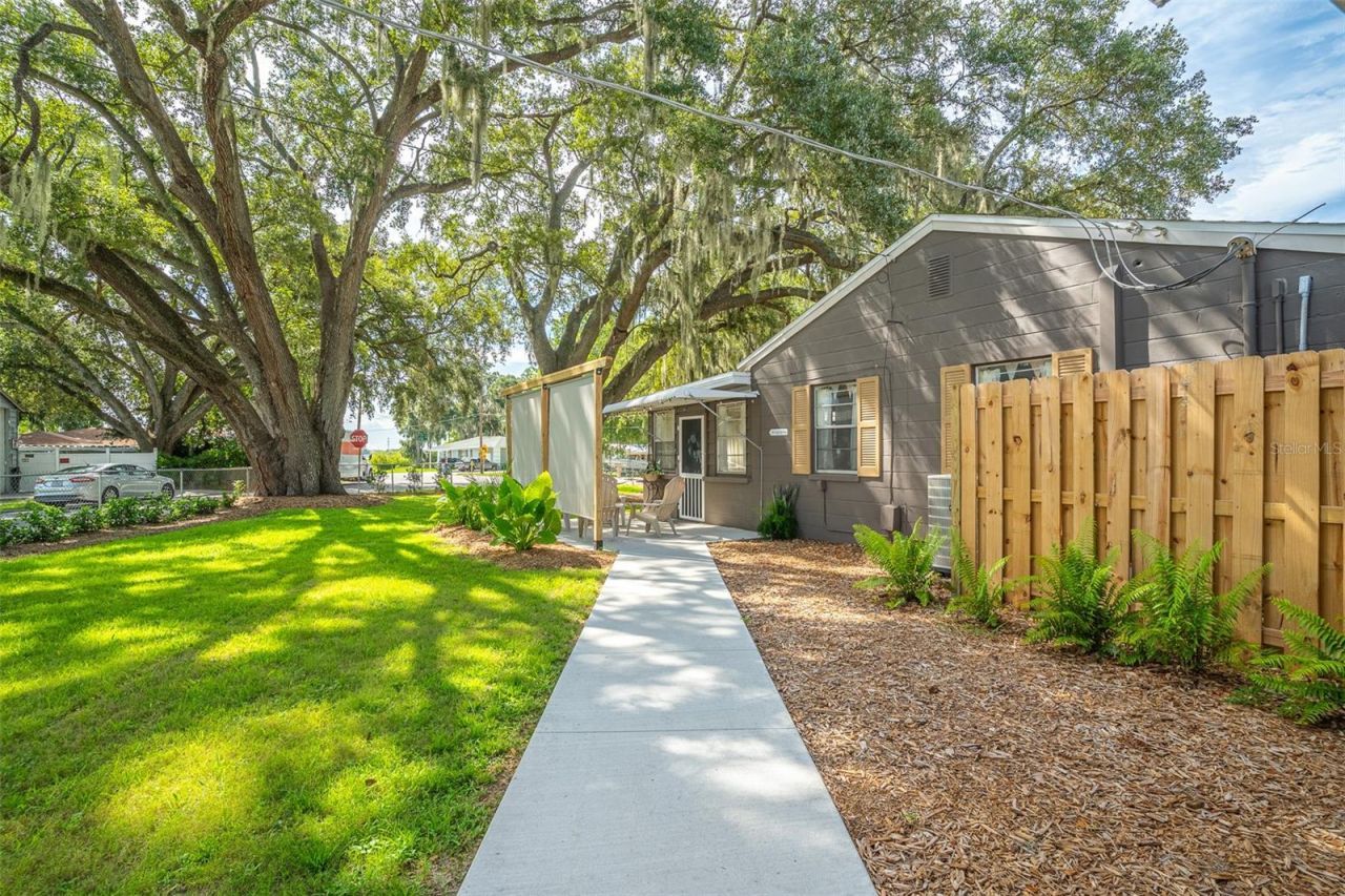 310 Rico Way , Auburndale, FL 33823 Photo