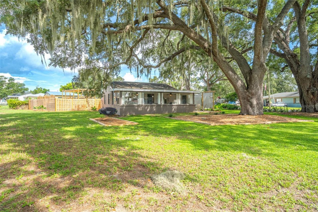 310 Rico Way , Auburndale, FL 33823 Photo