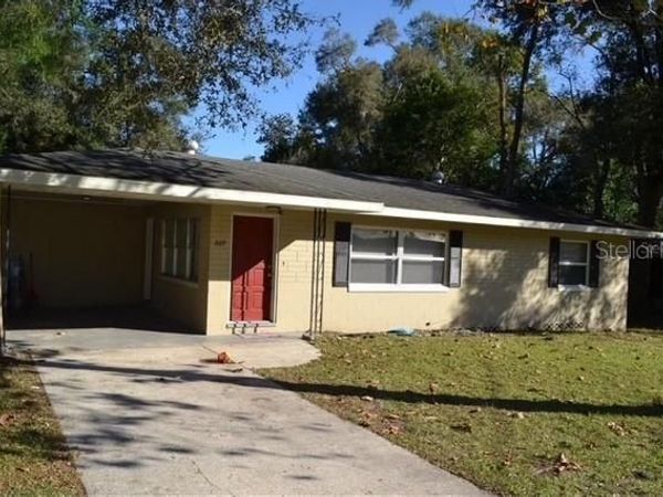 609 S MONTGOMERY AVENUE , DELAND, FL 32720