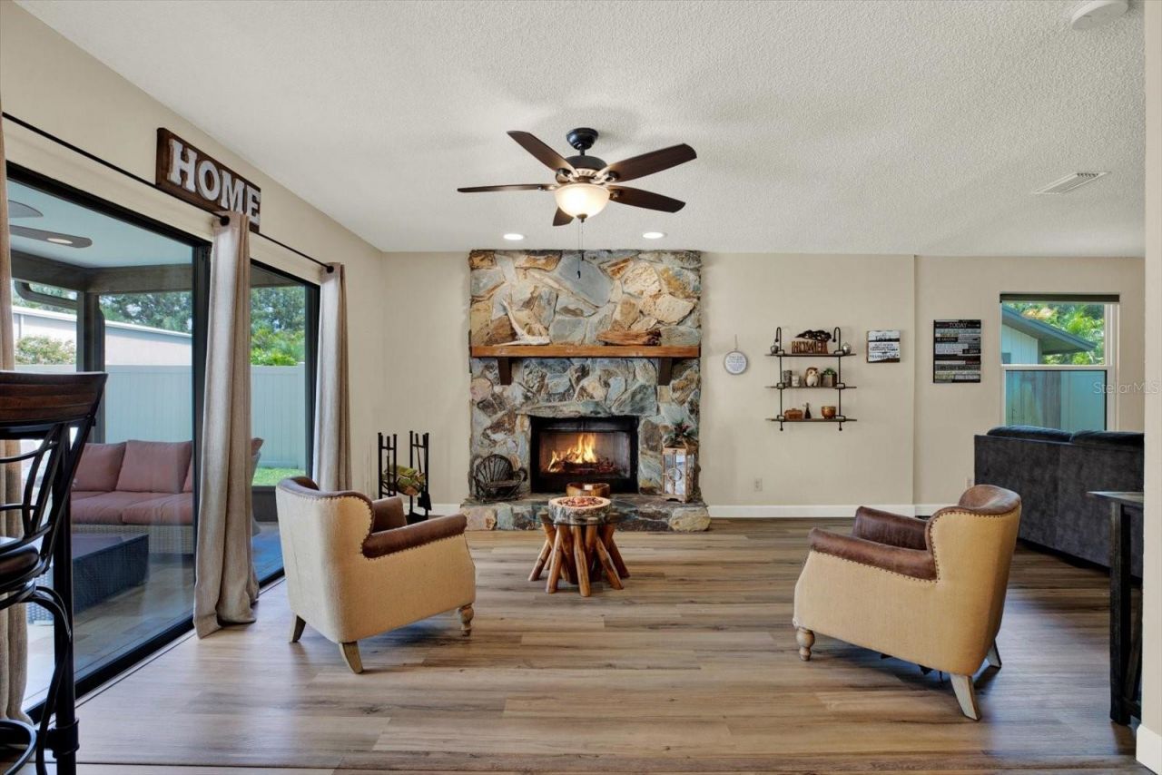7363 Rosetree Place E, Seminole, FL 33772 Photo