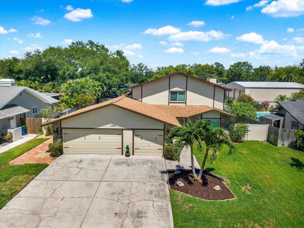 7363 Rosetree Place E, Seminole, FL 33772 Photo