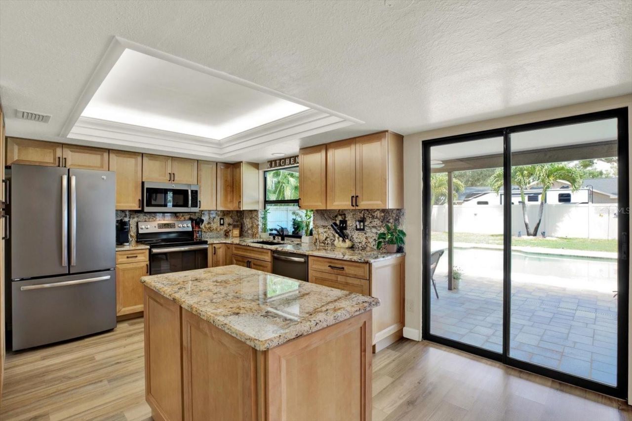 7363 Rosetree Place E, Seminole, FL 33772 Photo