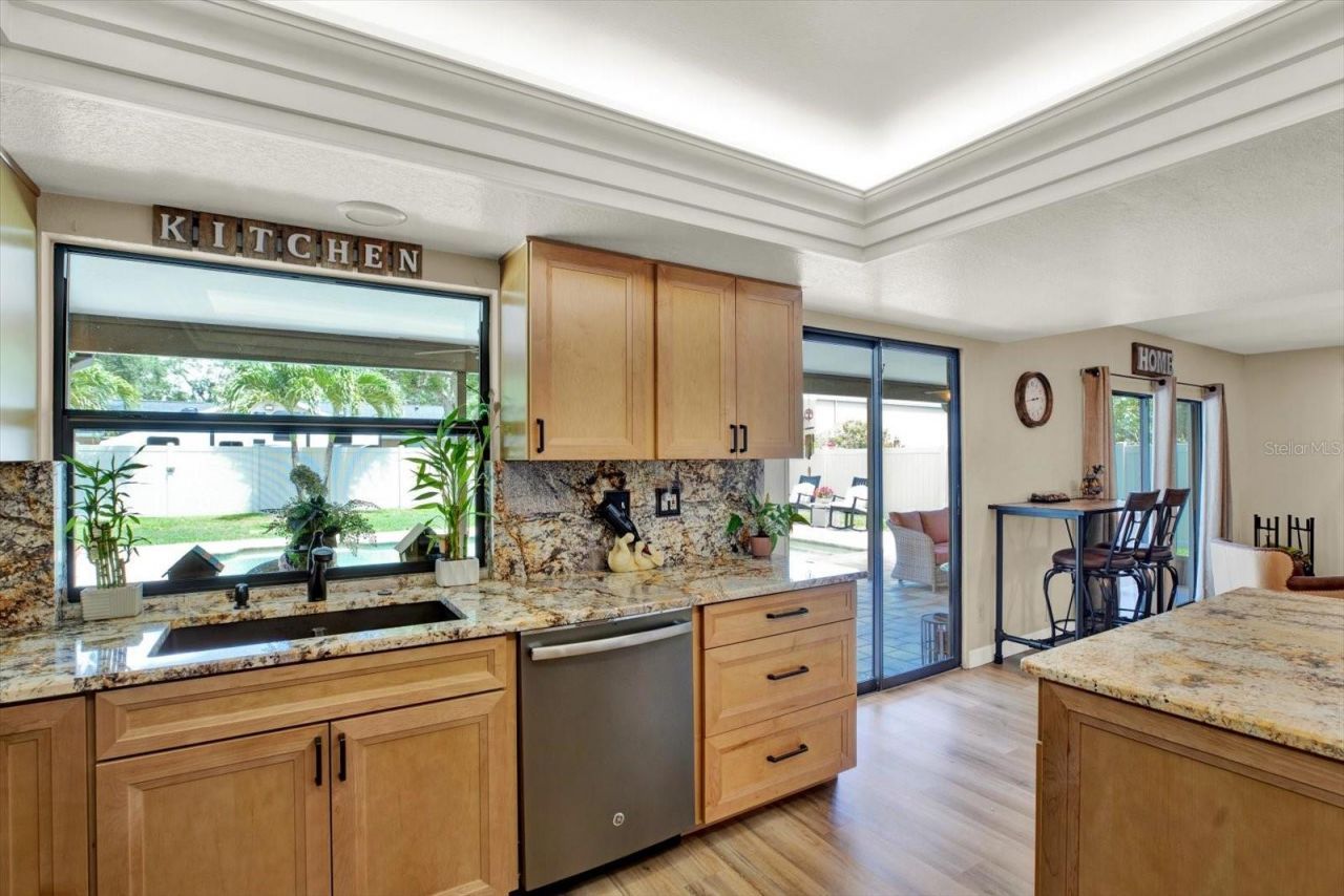 7363 Rosetree Place E, Seminole, FL 33772 Photo