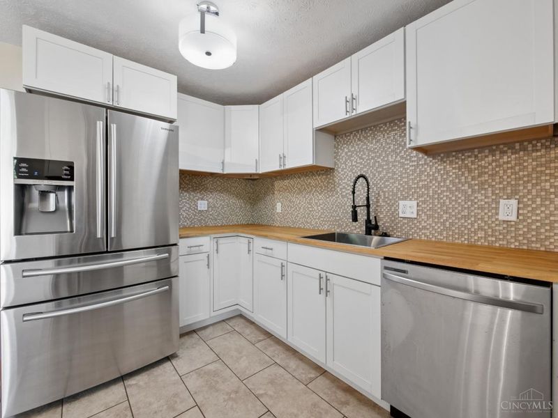 2716 Windon Drive, Colerain Township, OH 45251 Photo 15