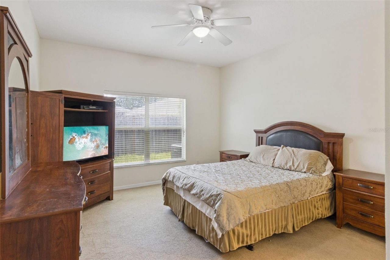 725 Star Pointe Drive , Seffner, FL 33584 Photo