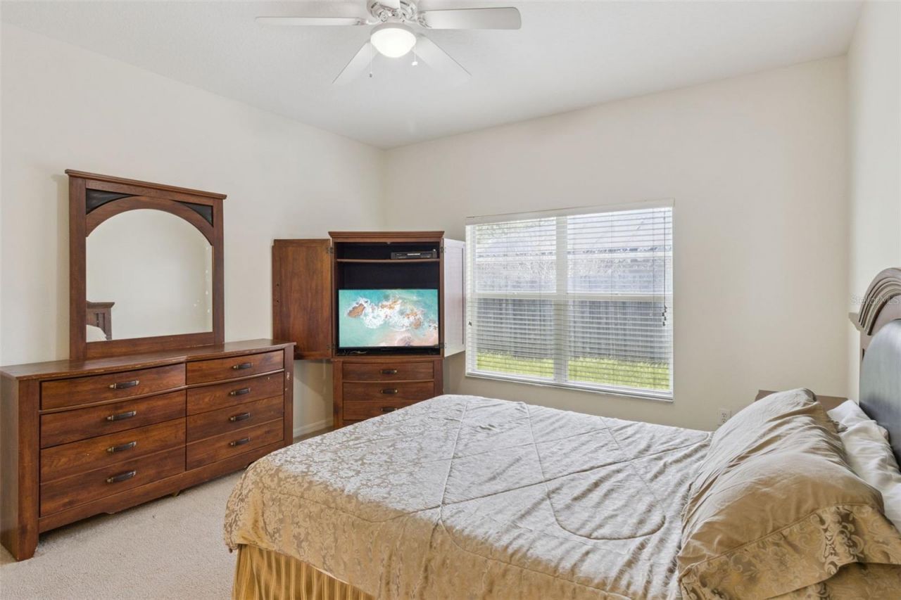 725 Star Pointe Drive , Seffner, FL 33584 Photo
