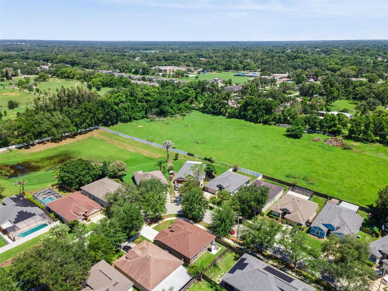 725 Star Pointe Drive , Seffner, FL 33584 Photo