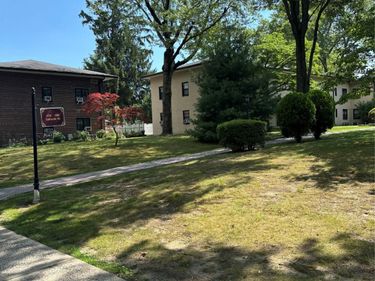1183 California Road , Unit B-1, Eastchester, NY 10709