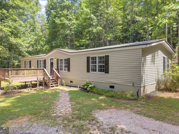 324 Paradise Valley Road, Cleveland, GA 30528