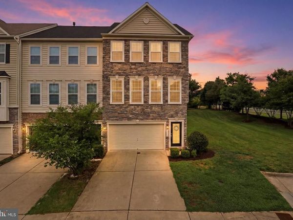42251 DEAN CHAPEL SQUARE, CHANTILLY, VA 20152