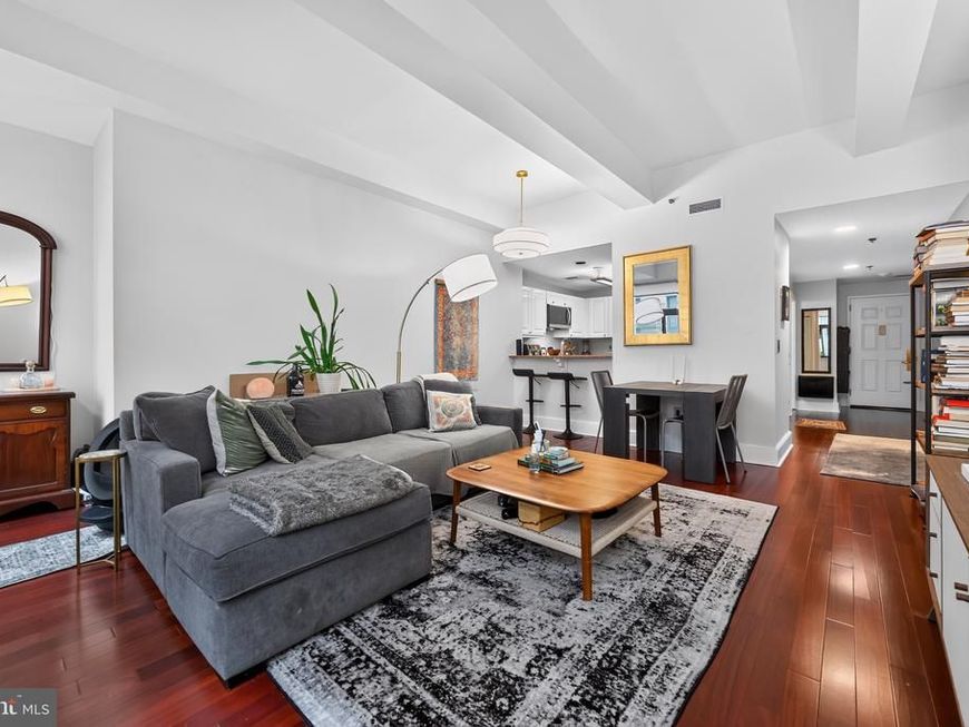 1500 00 Chestnut Street, Unit 10H, Philadelphia, PA 19102 Main Photo