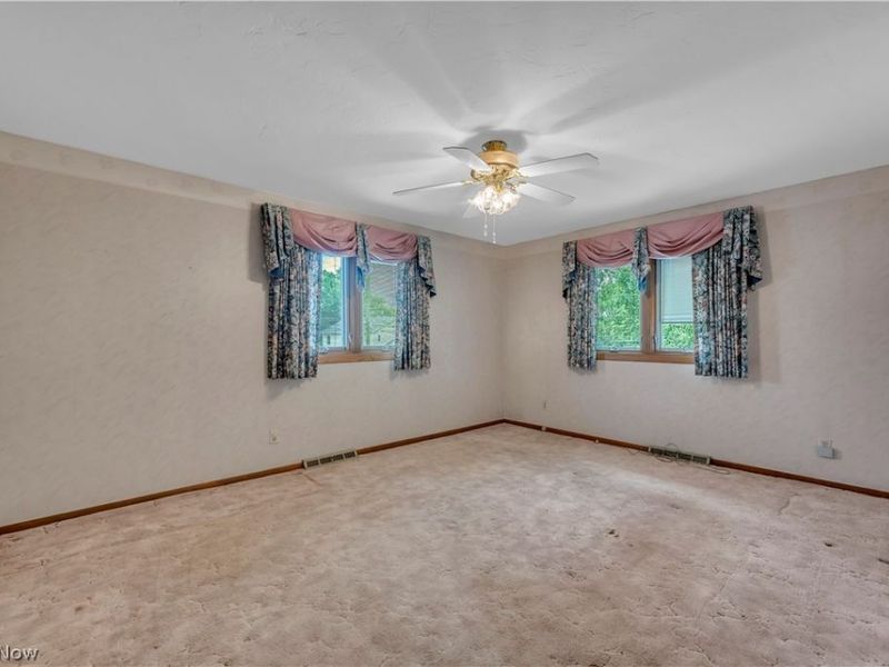6524 Brookhill Drive, Garfield Heights, OH 44125 Photo 21