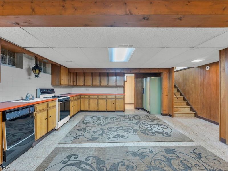 6524 Brookhill Drive, Garfield Heights, OH 44125 Photo 24