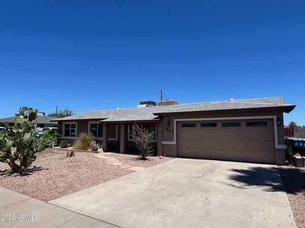 7801 N 37TH Avenue, Phoenix, AZ 85051