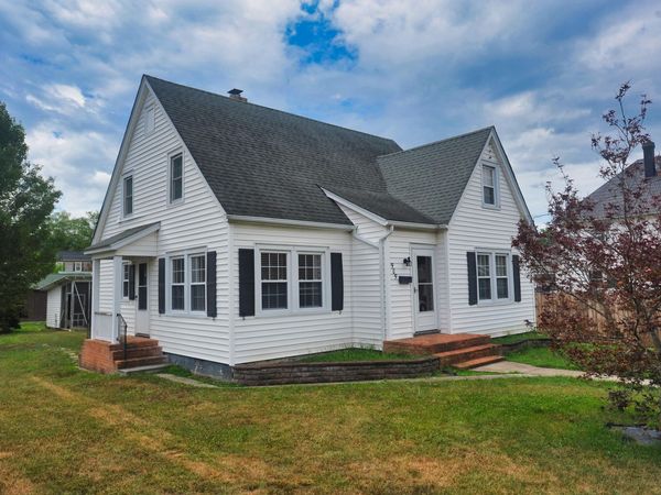 909 Acacia AVE, Clifton Forge, VA 24422