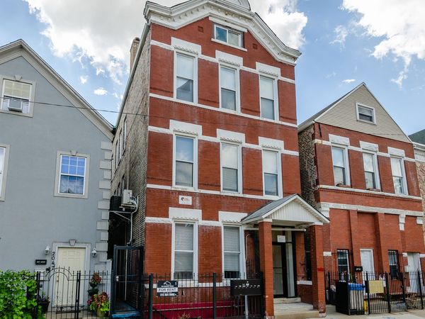 2049 W Coulter Street , Unit 2R, Chicago, IL 60608