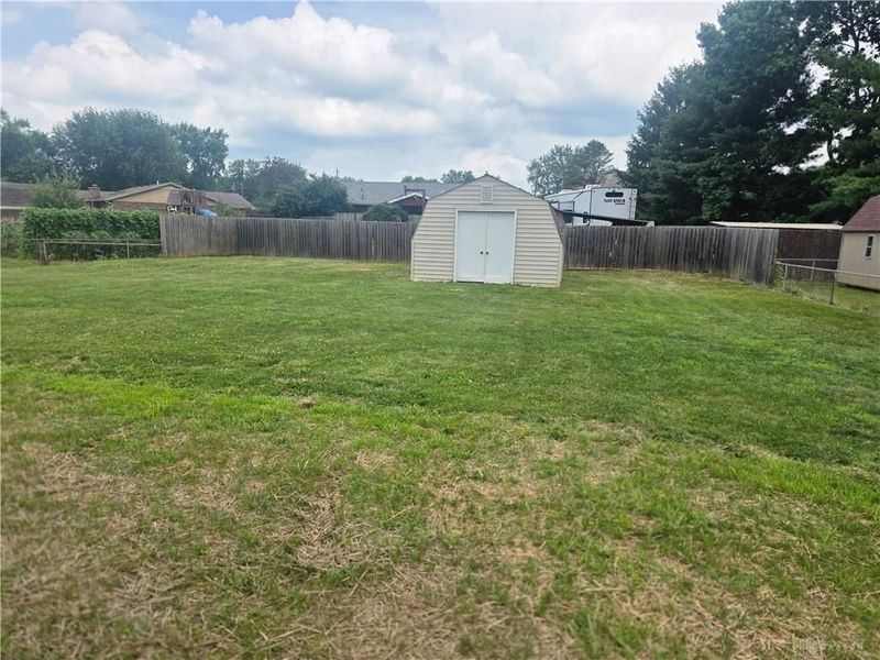 8206 Meadowlark Drive, Carlisle, OH 45005 Photo 23