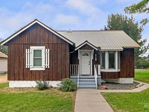 318 Nevada Street, Gooding, ID 83330