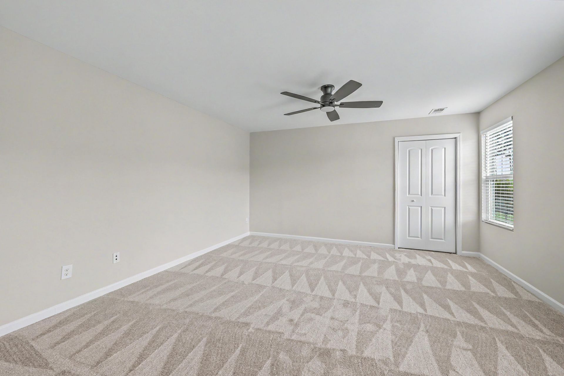 353 Dunlin Drive Photo 28