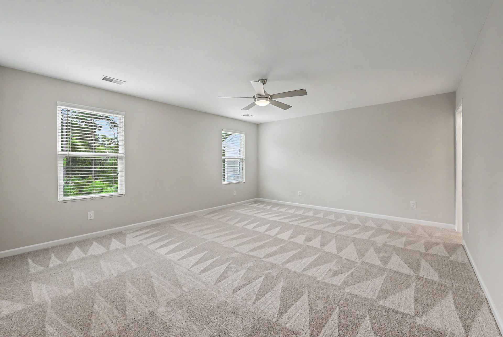 353 Dunlin Drive Photo 33