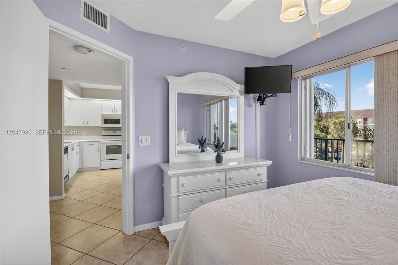 1651 SW 127th Ave , Unit 305A, Pembroke Pines, FL 33027 Photo