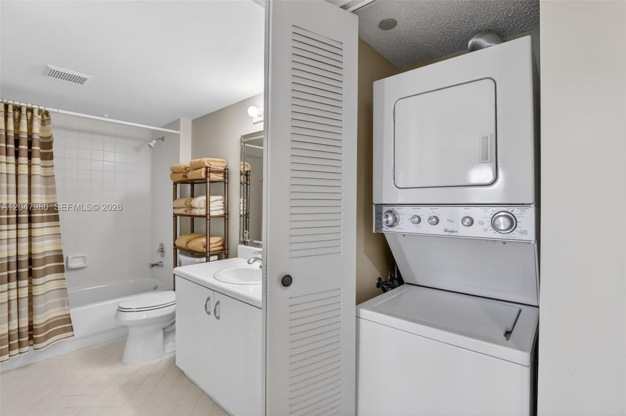 1651 SW 127th Ave , Unit 305A, Pembroke Pines, FL 33027 Photo