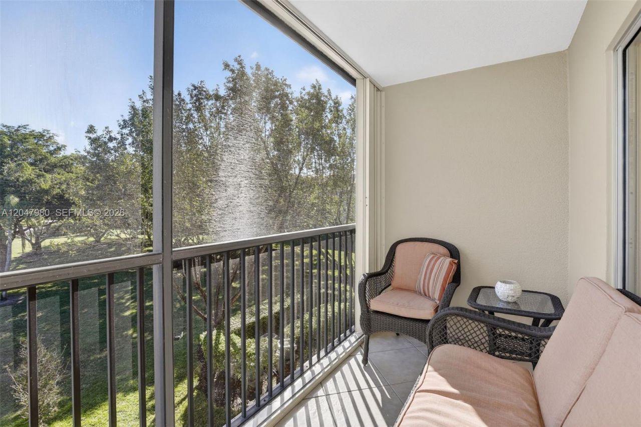 1651 SW 127th Ave , Unit 305A, Pembroke Pines, FL 33027 Photo