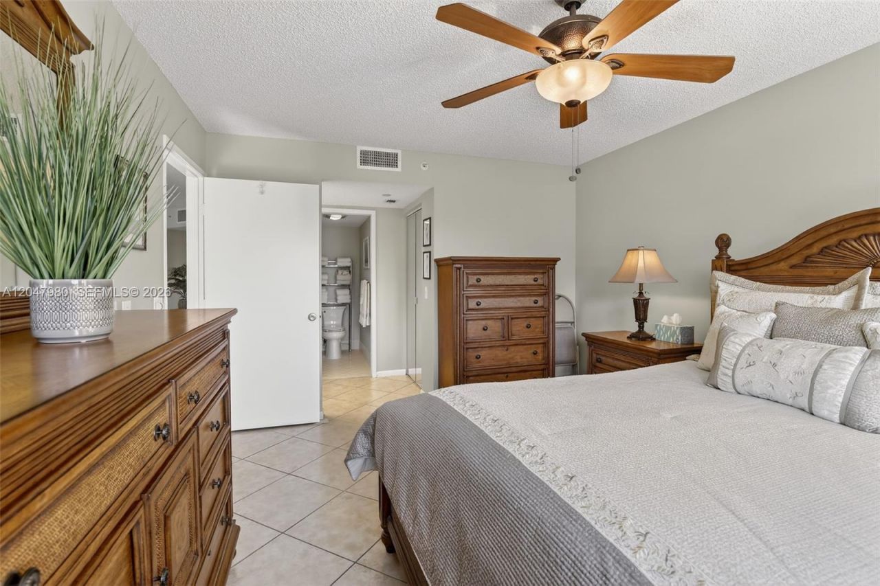 1651 SW 127th Ave , Unit 305A, Pembroke Pines, FL 33027 Photo