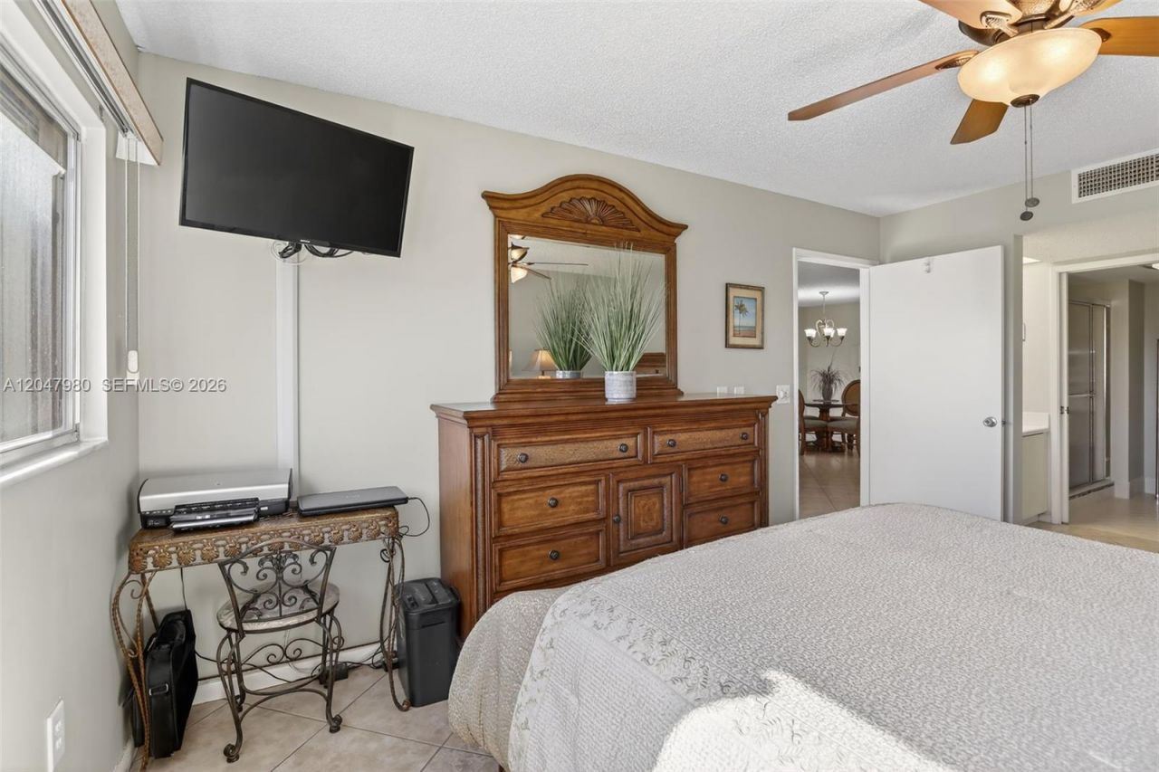 1651 SW 127th Ave , Unit 305A, Pembroke Pines, FL 33027 Photo