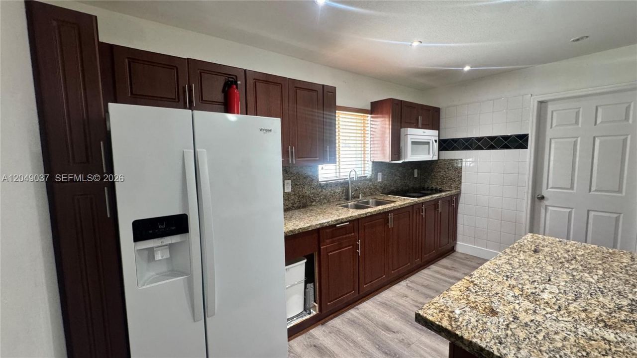 5680 NW 23rd Ave , Miami, FL 33142 Photo